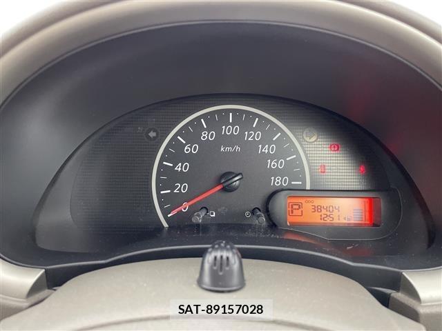 Nissan MARCH 2013 8915467-8