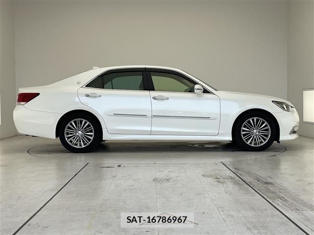 Toyota CROWN 2015 8680572-12