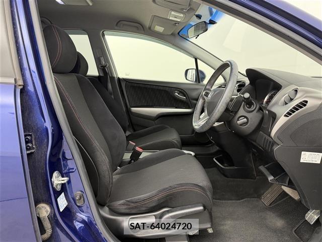 Honda STREAM 2011 8774771-10