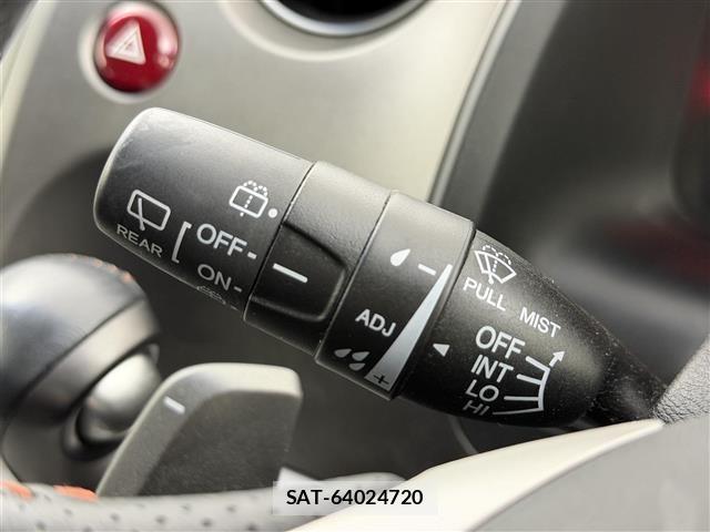 Honda STREAM 2011 8774771-19
