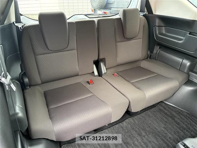 Honda FREED 2022 8684678-13