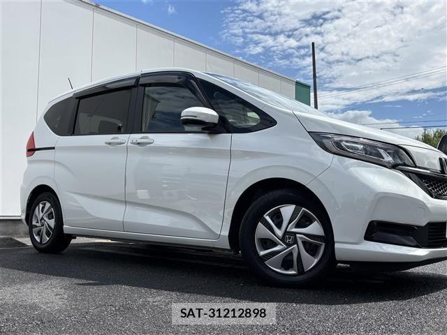 Honda FREED 2022 8684678-17
