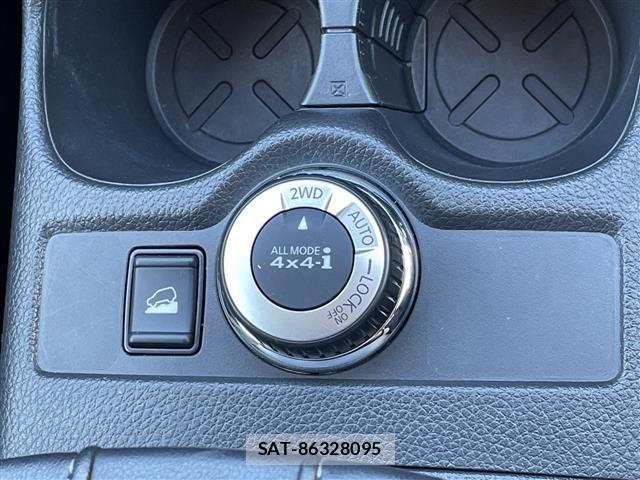 Nissan X-TRAIL 2017 8929680-6