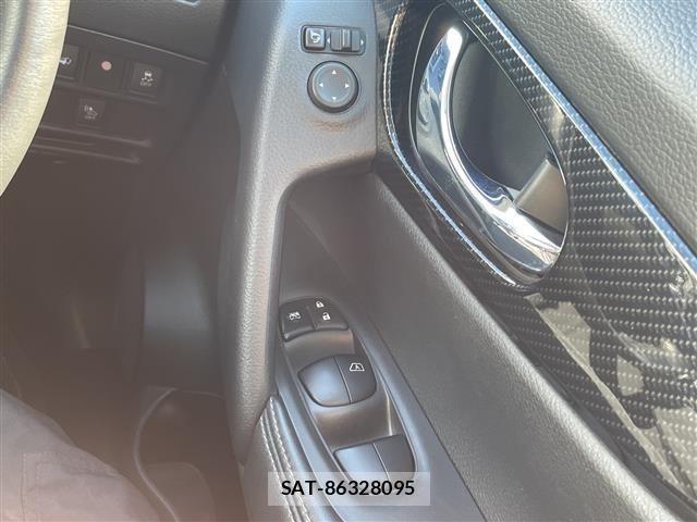 Nissan X-TRAIL 2017 8929680-9