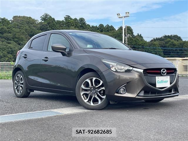 Mazda DEMIO 2016 8689409-0