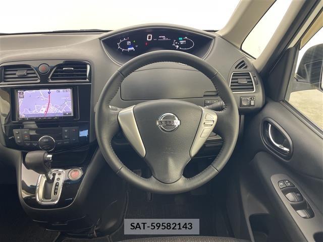 Nissan SERENA 2015 8927474-1