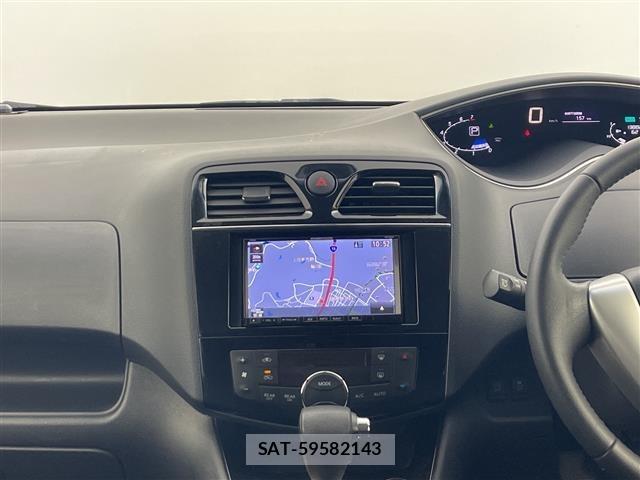 Nissan SERENA 2015 8927474-11