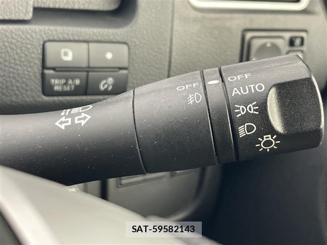 Nissan SERENA 2015 8927474-5
