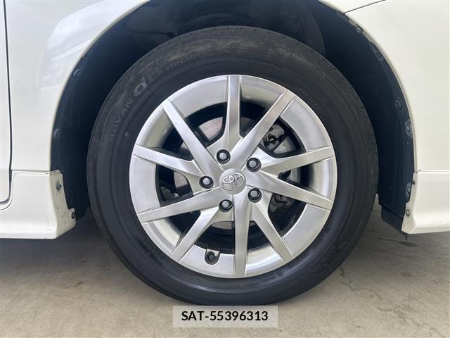 Toyota PRIUS 2017 8938662-1