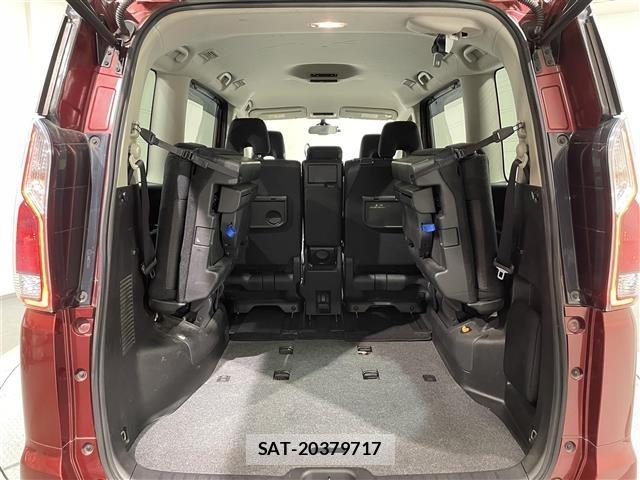 Nissan SERENA 2017 8927501-12