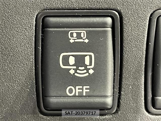 Nissan SERENA 2017 8927501-19