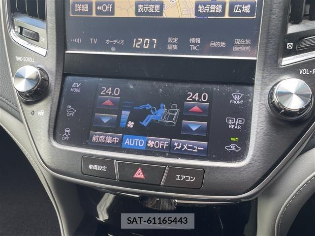 Toyota CROWN 2016 8937671-1
