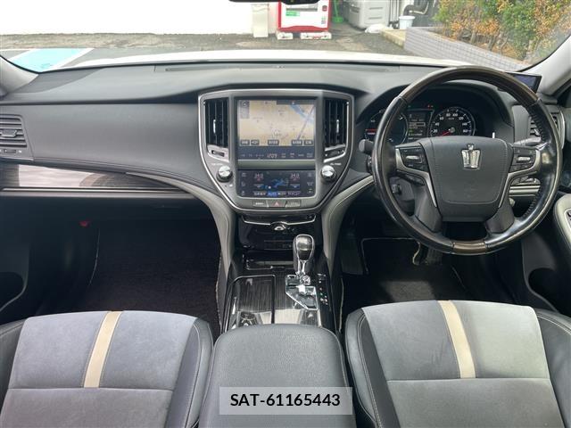 Toyota CROWN 2016 8937671-14