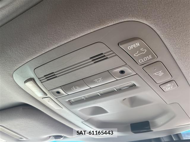 Toyota CROWN 2016 8937671-2