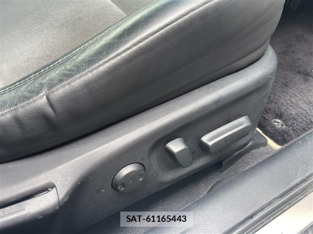 Toyota CROWN 2016 8937671-4