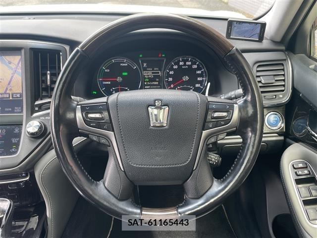Toyota CROWN 2016 8937671-7