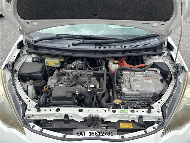 Toyota AQUA 2013 8705761-12