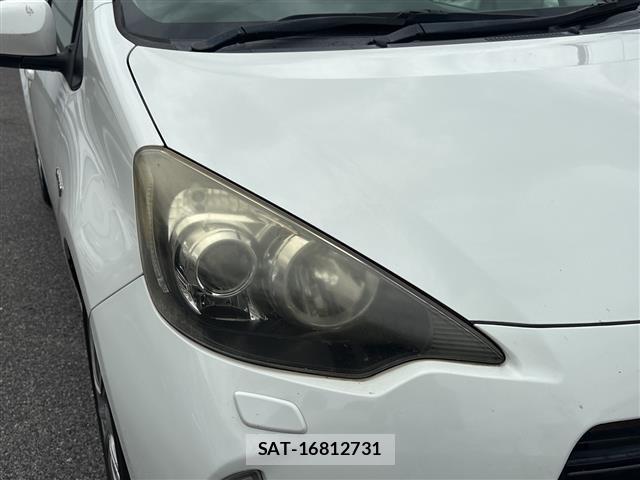Toyota AQUA 2013 8705761-17