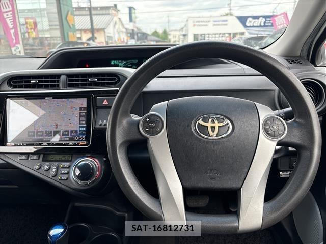 Toyota AQUA 2013 8705761-22