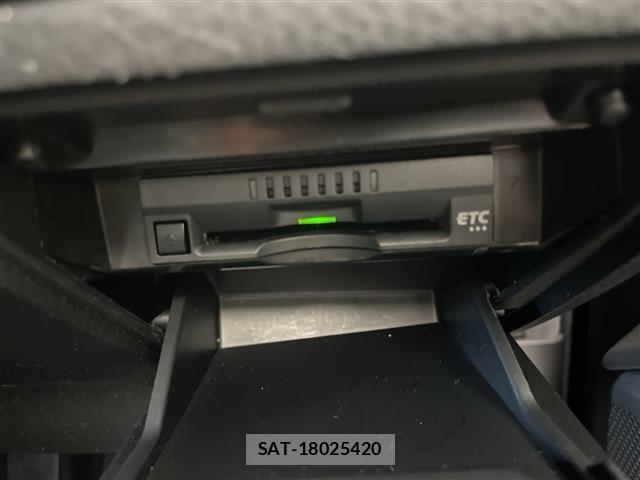 Toyota CAMRY 2019 8687716-18