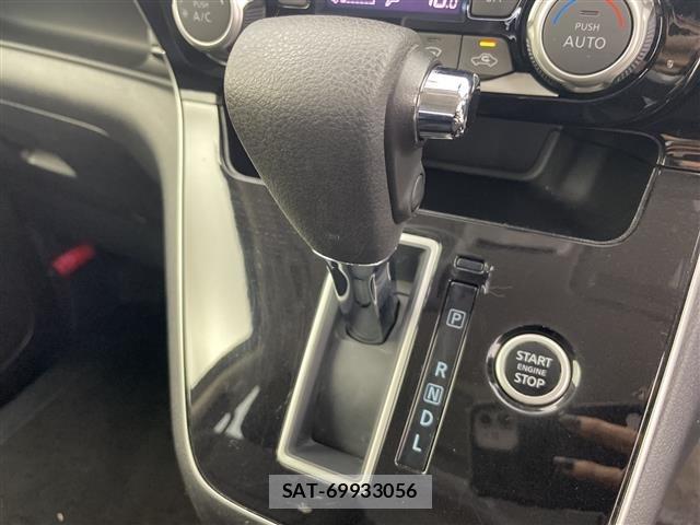 Nissan SERENA 2019 8927533-12