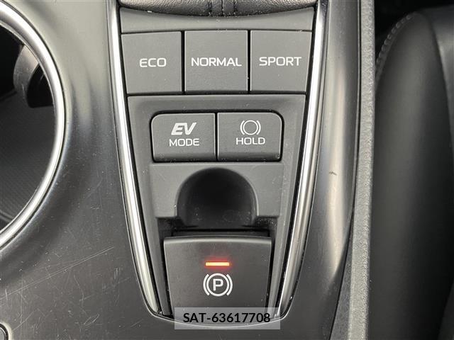 Toyota CAMRY 2019 8885459-10