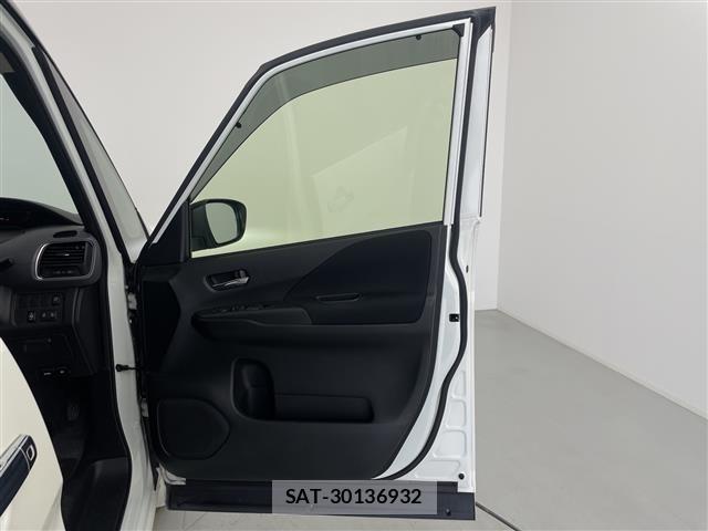 Nissan SERENA 2021 8927552-6