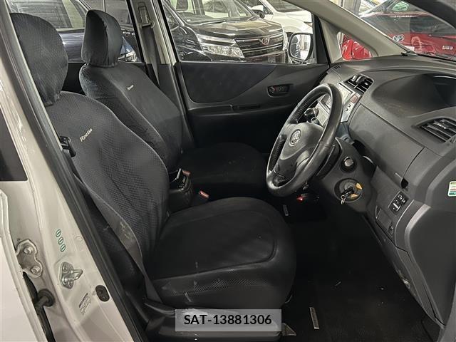 Toyota RACTIS 2005 8862979-9
