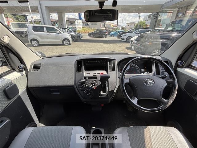 Toyota TOWNACE VAN 2017 8688050-15