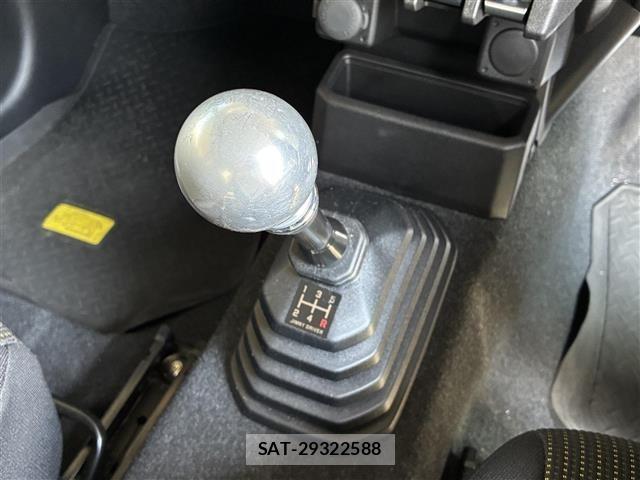Suzuki JIMNY SIERRA 2023 8700492-11