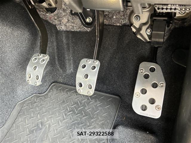 Suzuki JIMNY SIERRA 2023 8700492-9