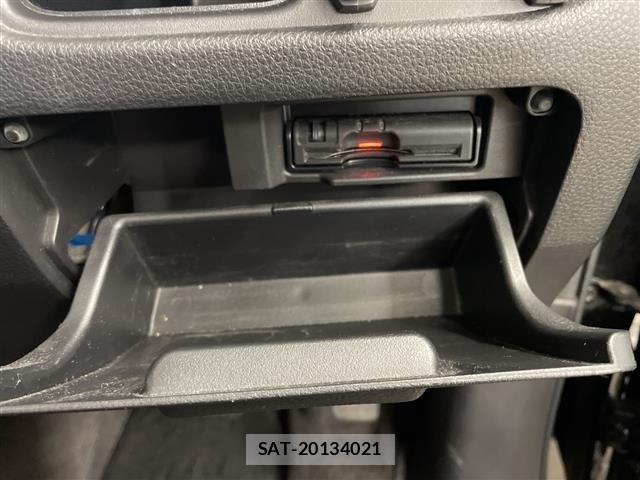 Nissan SERENA 2013 8927571-18
