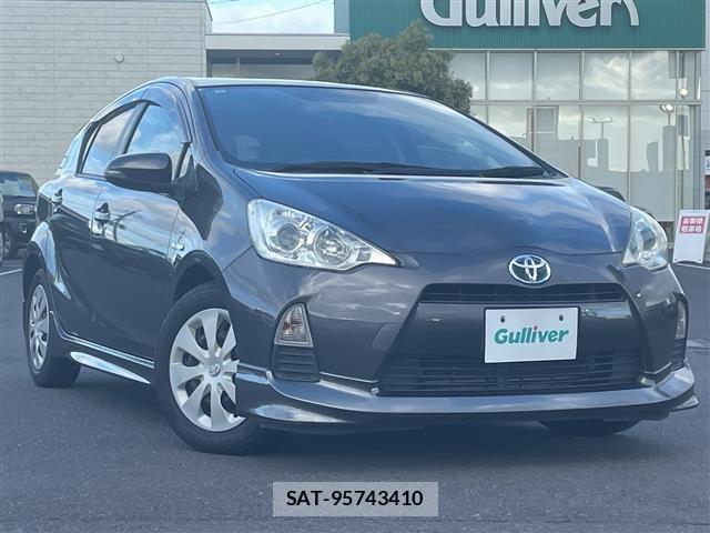 Toyota AQUA 2013 8705763-0