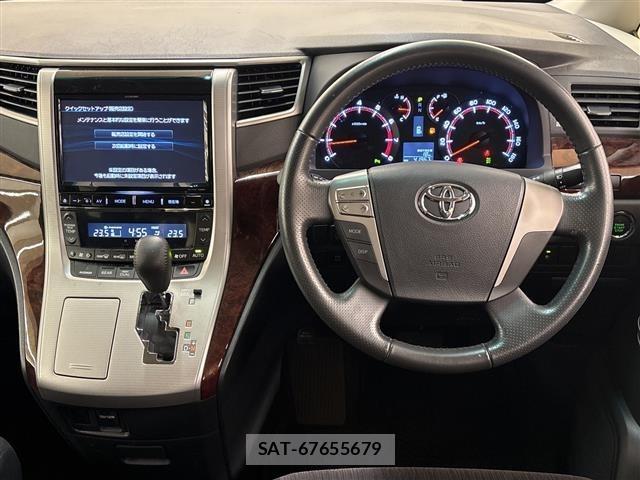 Toyota VELLFIRE 2014 8905315-17