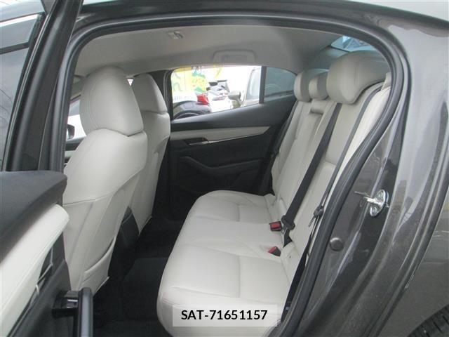 Mazda MAZDA3 2019 8909345-6