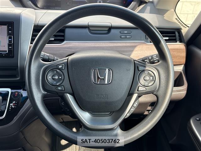 Honda FREED 2022 8684682-1