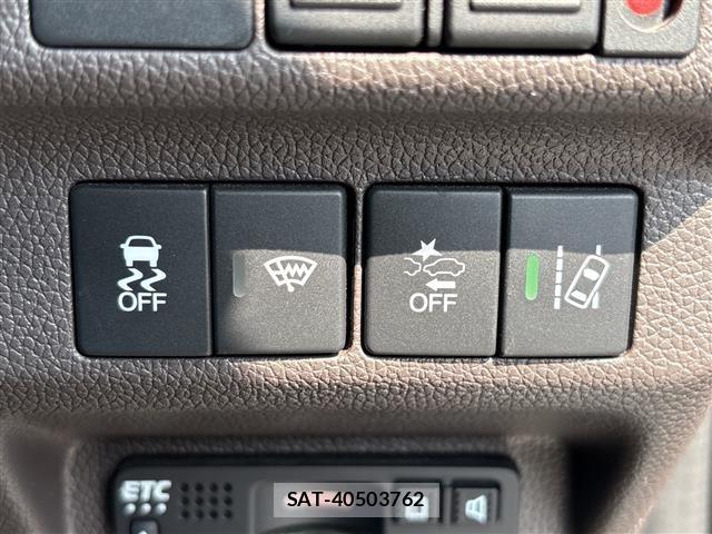 Honda FREED 2022 8684682-12