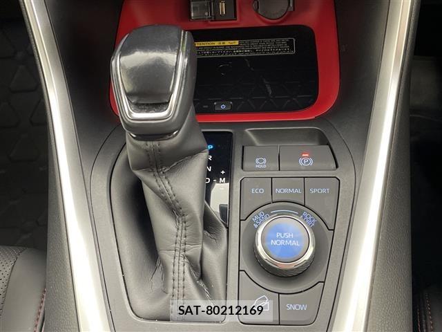 Toyota RAV4 2021 8709458-10