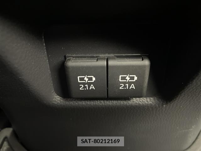 Toyota RAV4 2021 8709458-20