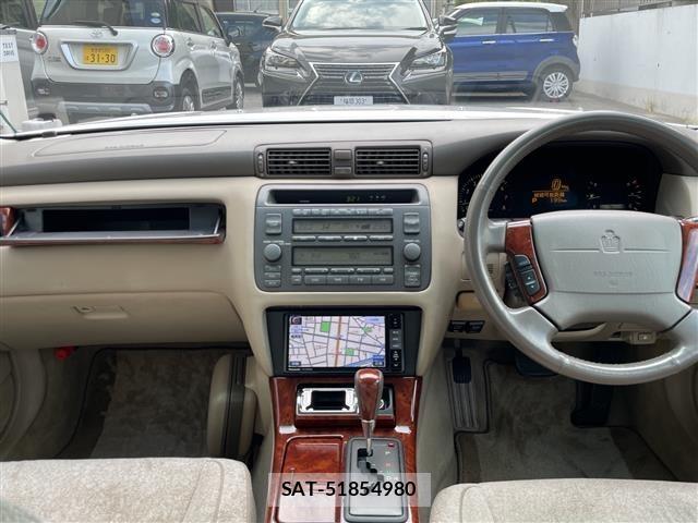 Toyota CROWN MAJESTA 1999 8680762-8