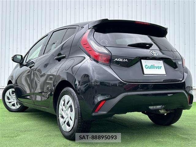 Toyota AQUA 2023 8948730-13