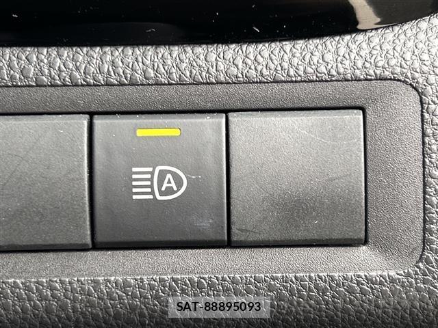 Toyota AQUA 2023 8948730-4