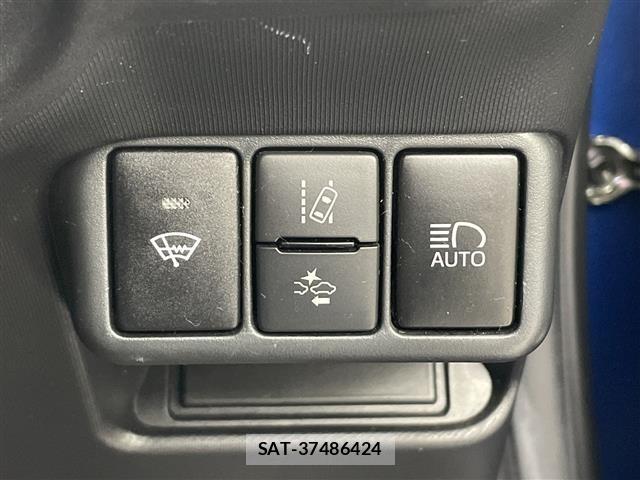 Toyota AQUA 2018 8705771-10