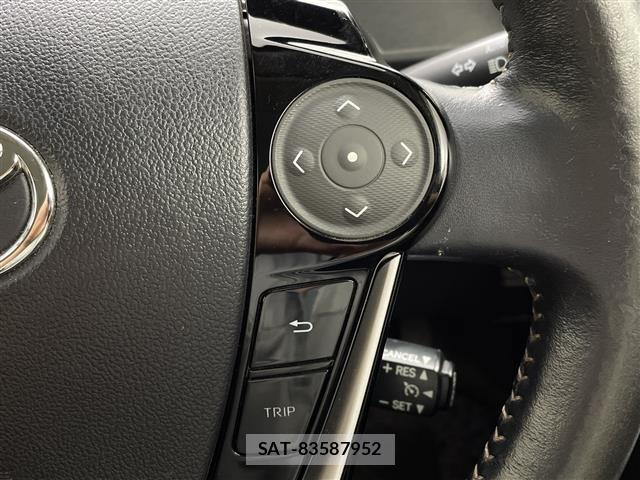 Toyota AQUA 2017 8705772-11
