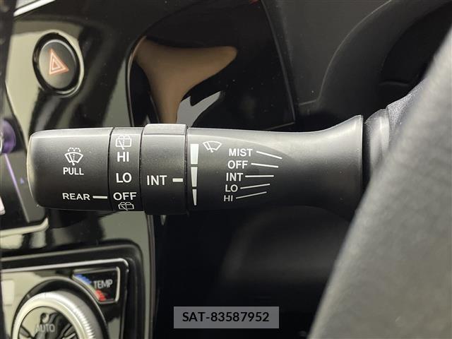 Toyota AQUA 2017 8705772-15