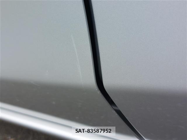 Toyota AQUA 2017 8705772-9