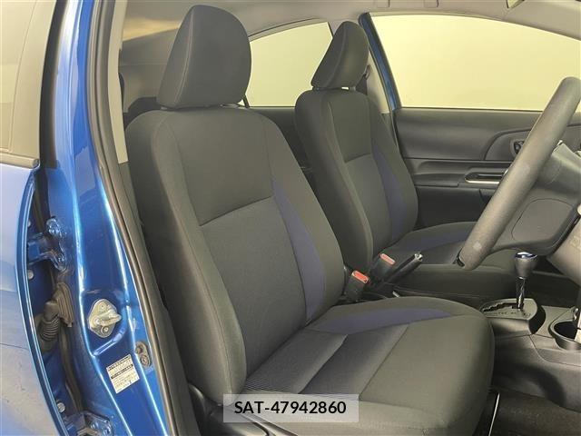 Toyota AQUA 2017 8705773-12