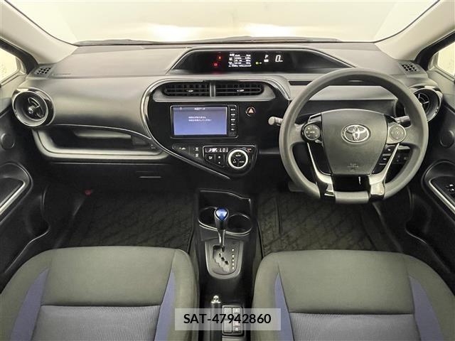 Toyota AQUA 2017 8705773-15
