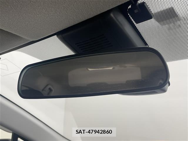Toyota AQUA 2017 8705773-6