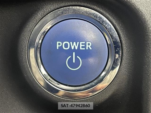 Toyota AQUA 2017 8705773-9
